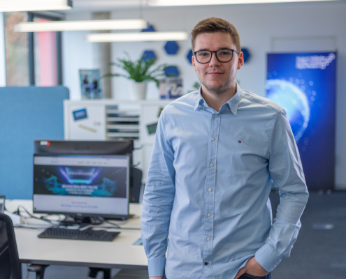 </p>
<p><center>Nicolas Hellbrück</center>