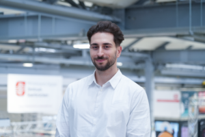 <center>Oliver Müller</center>